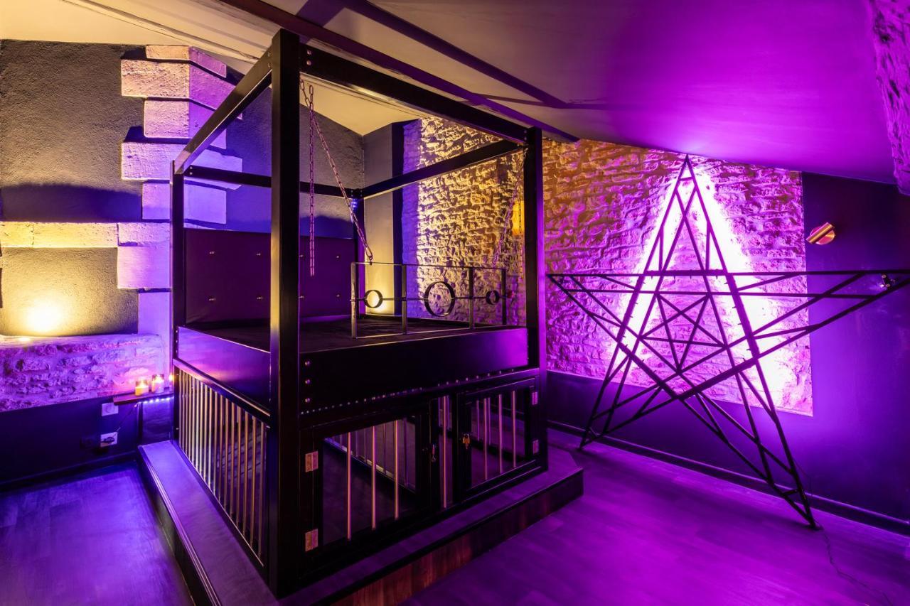 Cherie Cherry - Romantic And Bdsm House Briey Екстер'єр фото